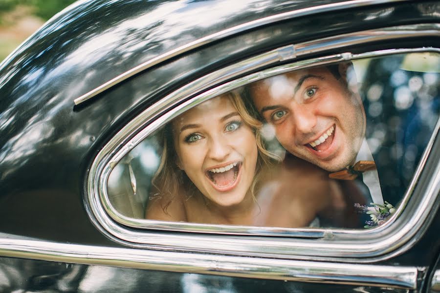 Fotógrafo de casamento Tetiana Thiel (tanyaivanova). Foto de 13 de setembro 2016