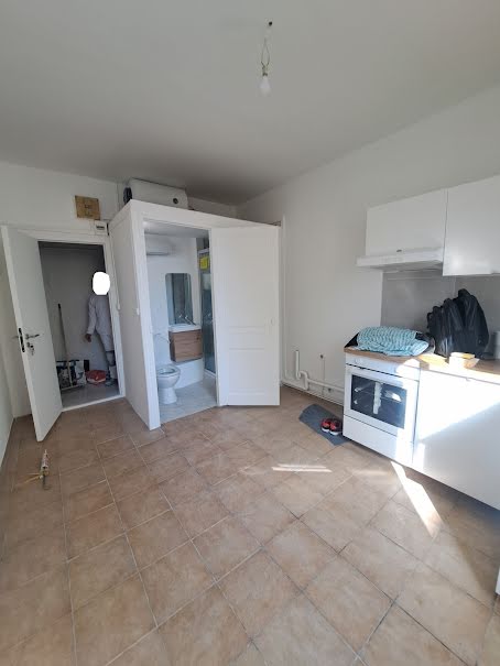 Location  appartement 1 pièce 13 m² à Marseille 4ème (13004), 500 €