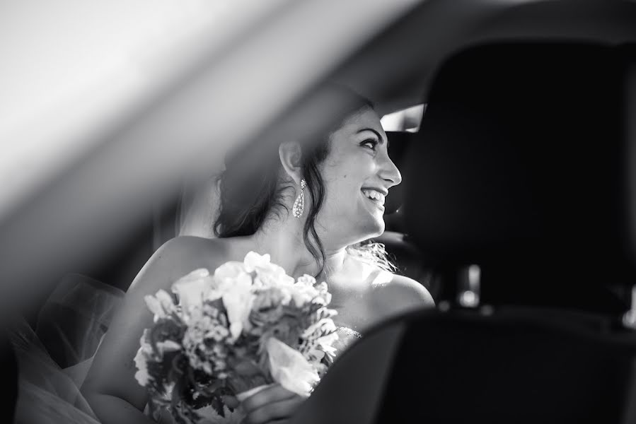 Fotografo di matrimoni Monica Baena (monicabaena). Foto del 23 maggio 2019