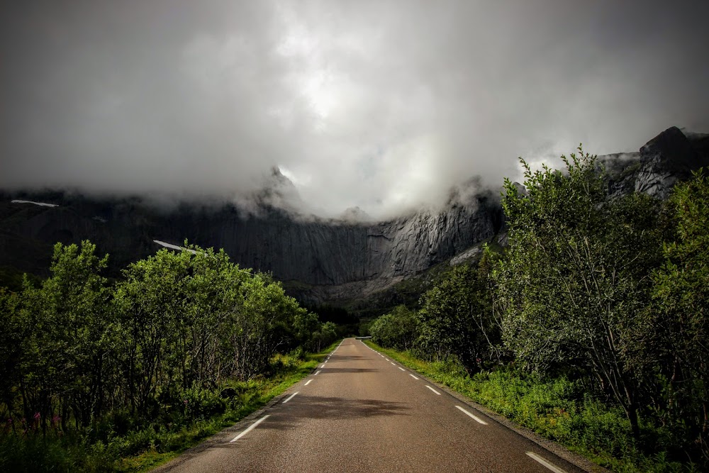 Каникулы троллей на островах Senja, Vesteralen и Lofoten в августе 2018