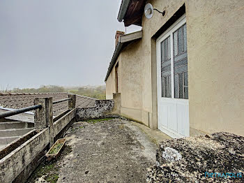 ferme à Salles-Arbuissonnas-en-Beaujolais (69)