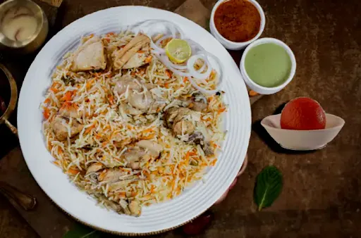 Chicken Biryani With Gravy And Raita