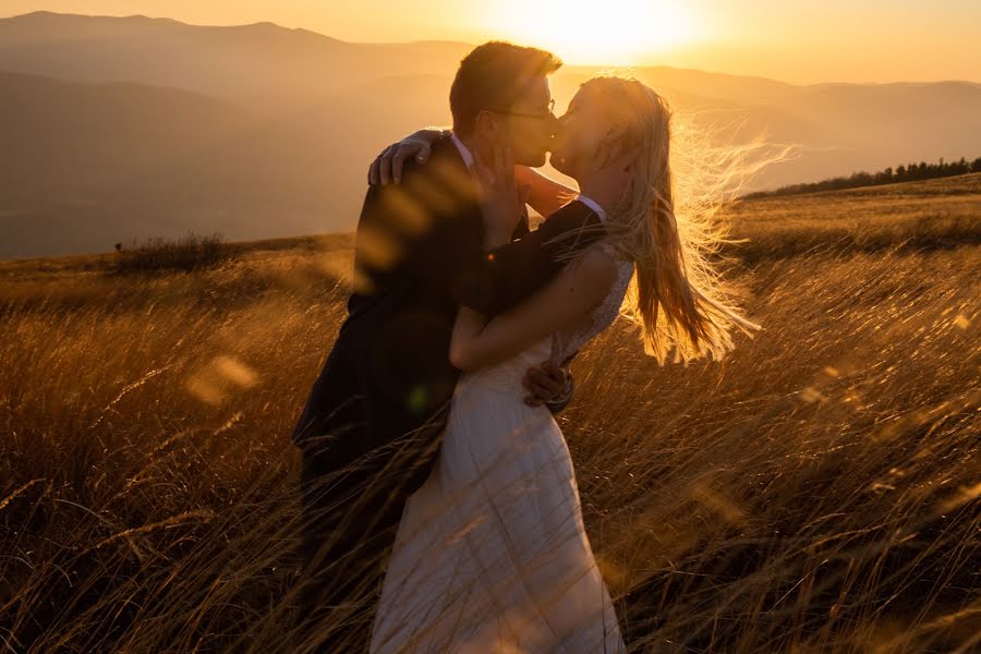 Wedding photographer Tomasz Bakiera (tomaszbakiera). Photo of 2 February 2020