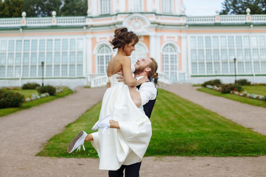 ช่างภาพงานแต่งงาน Viktor Lyubineckiy (viktorlove) ภาพเมื่อ 6 พฤษภาคม 2018