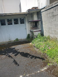 parking à Saint-Palais-sur-Mer (17)