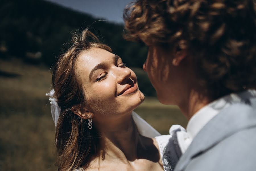 Fotógrafo de casamento Galina Ens (galinaens). Foto de 1 de dezembro 2022