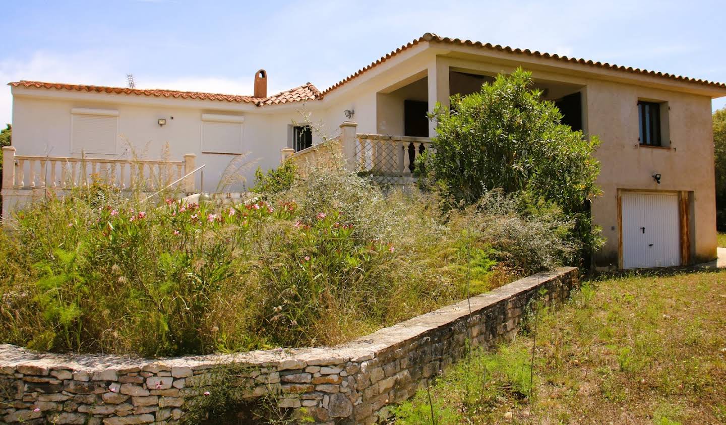 Villa with terrace Bonifacio