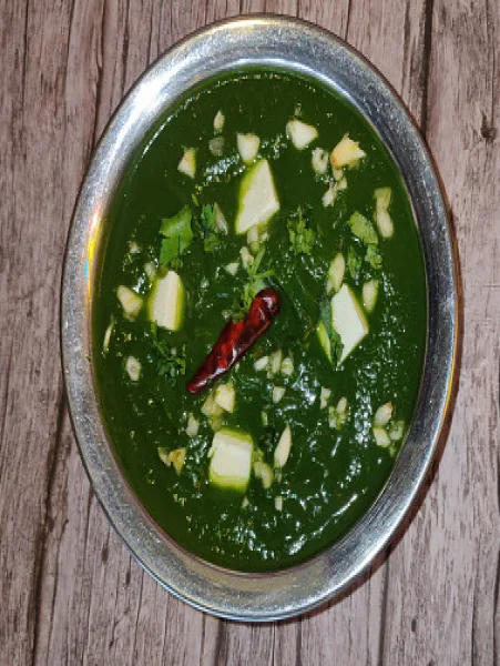 Palak Lasuni Paneer