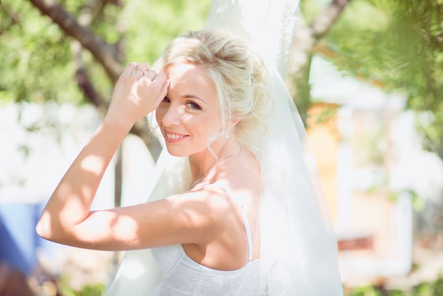 Wedding photographer Tatyana Milyutina (labrador). Photo of 9 June 2015