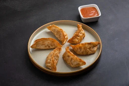 Crispy-fried Paneer & Vegetable Momos