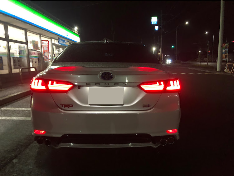 カムリのカムリws・桜シーズン開幕・ヴァレンティ・車高調整に関するカスタム事例の投稿画像2枚目
