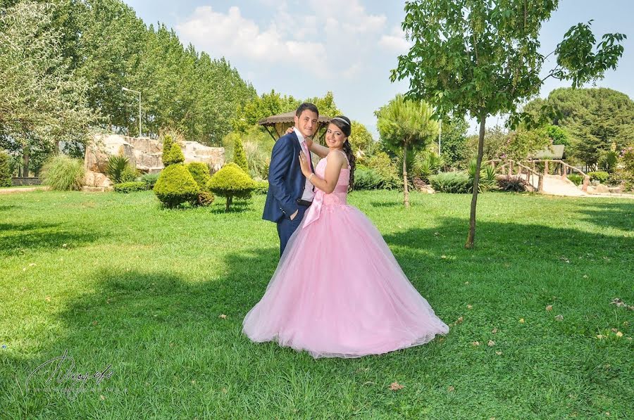 Svatební fotograf Tuncay Efe (tuncayefe). Fotografie z 12.července 2020