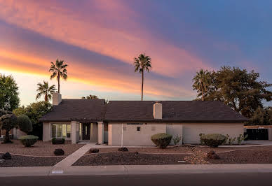 House with pool 10