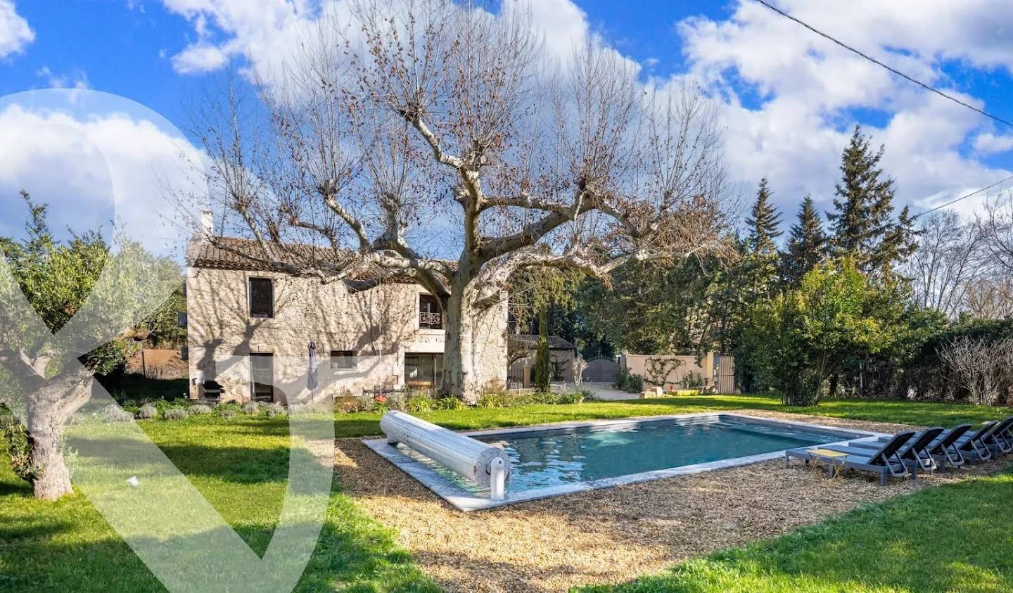 House with pool Eygalières