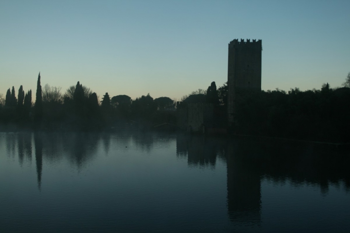 Castello di Ninfa di trafme