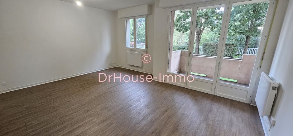 Location  appartement 1 pièce 31.69 m² à Tarbes (65000), 450 €