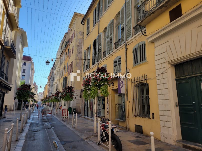 Vente appartement 5 pièces 89 m² à Toulon (83000), 340 640 €