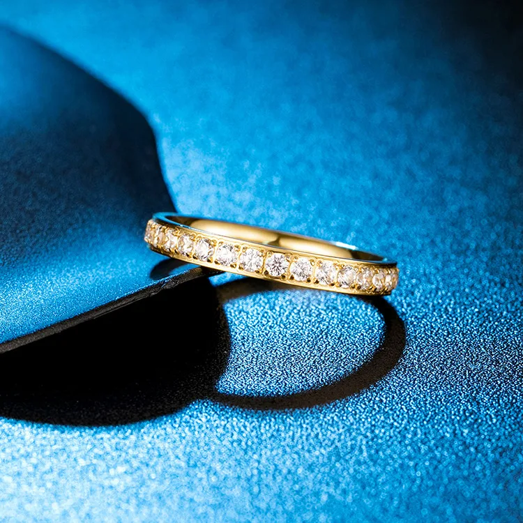 Title 2, Bague femme empilable en acier titane et diamants