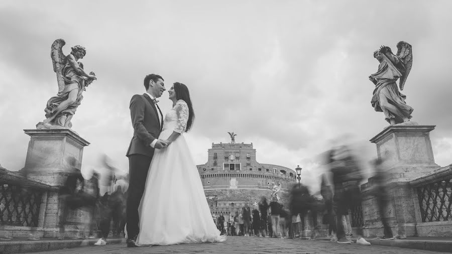 Nhiếp ảnh gia ảnh cưới Ionut Capatina (ionutcapatina). Ảnh của 11 tháng 11 2018