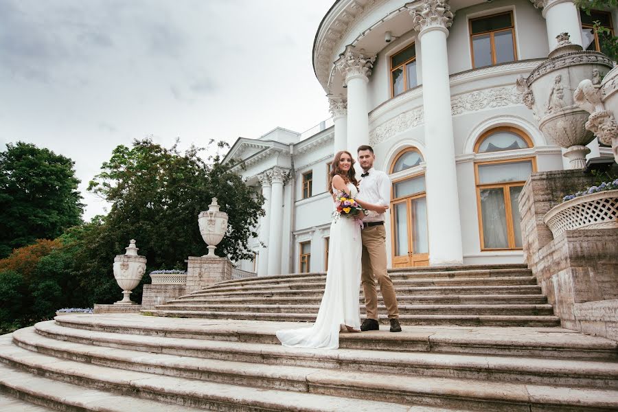 Fotógrafo de casamento Ruslan Sattarov (asrlan). Foto de 14 de abril 2019