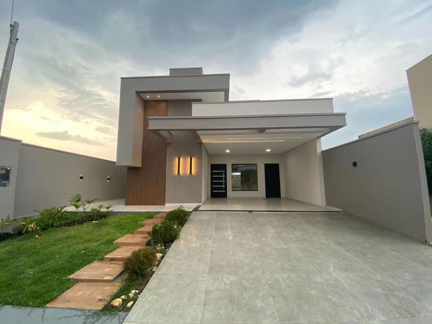 Casas à venda Jardim Rio de Janeiro