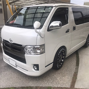 ハイエースバン TRH200V