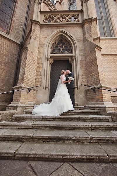 Fotógrafo de casamento Nataliya Melcer (melzer). Foto de 3 de agosto 2015