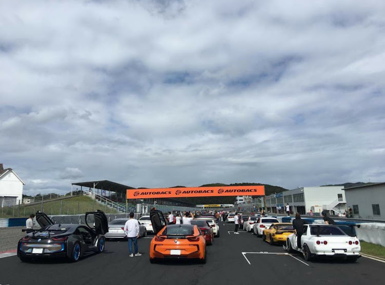 スカイライン GT-RのJ-nation・liberty walk・岡山国際サーキット・パレードランに関するカスタム事例の投稿画像5枚目