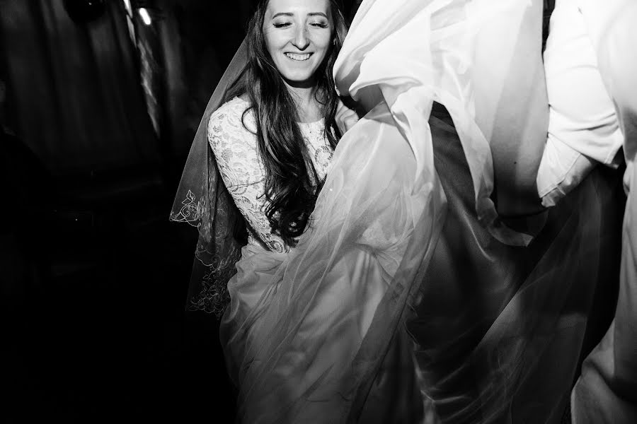 Wedding photographer Kseniya Vasilek (vasikeksenia). Photo of 30 December 2019