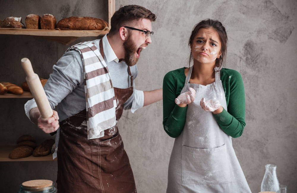 5 Reasons Why Food Industry Staff Quits and 5 Ways to Keep It in Your Business