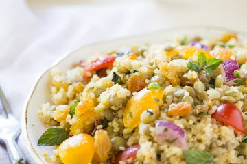 Lentil Quinoa Salad with Golden Raisins and Lemon Dressing