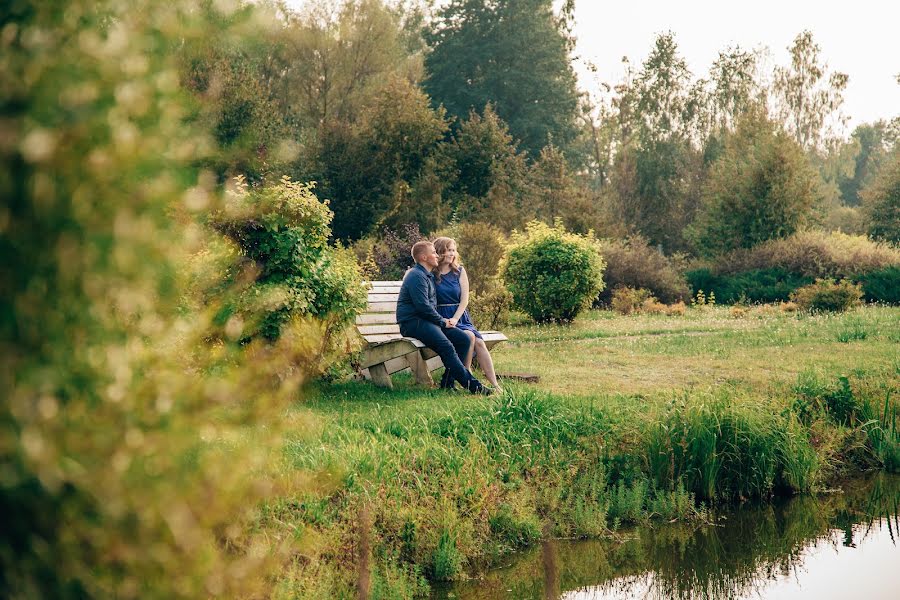 Wedding photographer Irina Kazachuk-Seredova (iksfoto). Photo of 7 February 2017