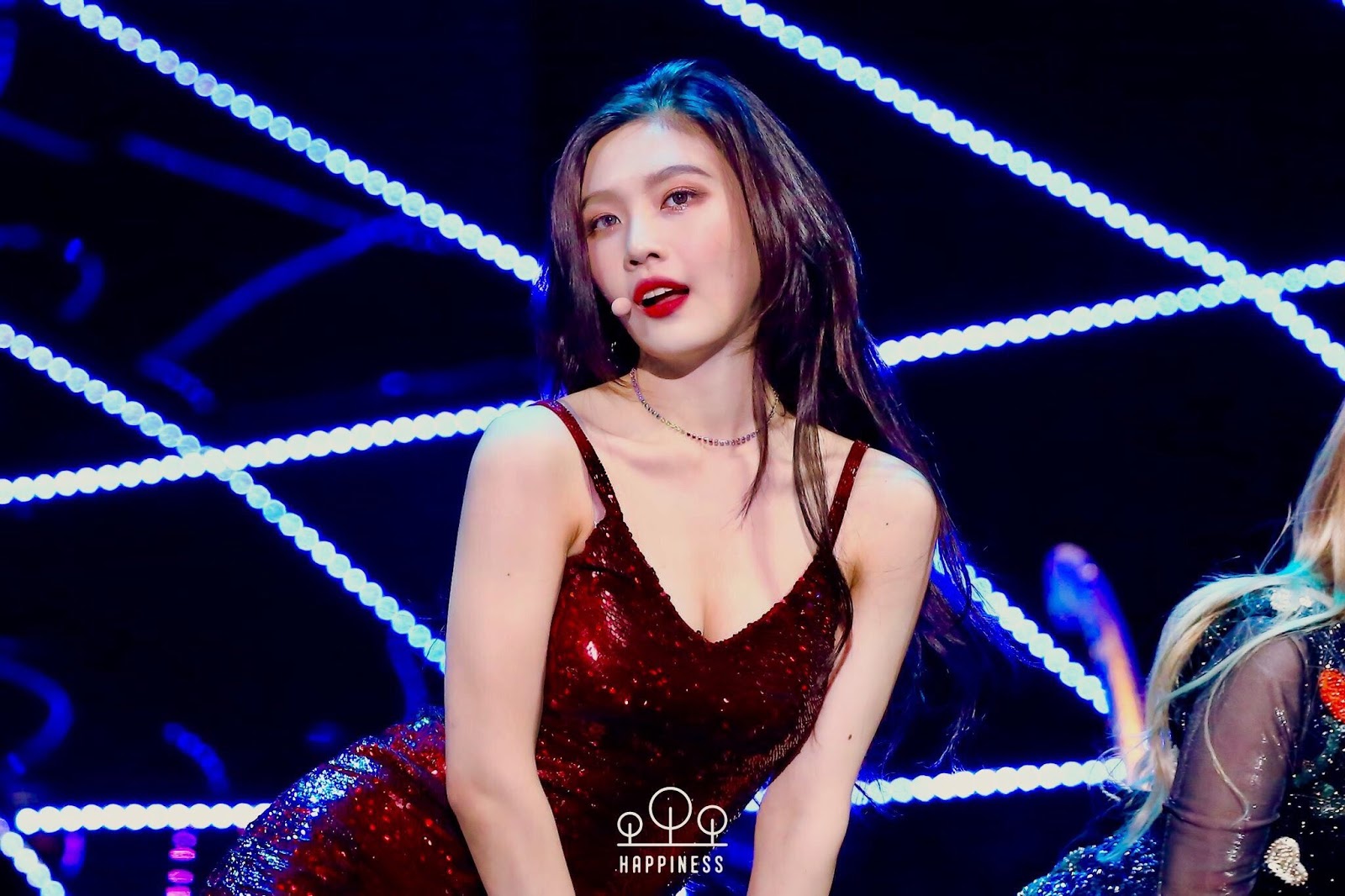 10 Photos Of Red Velvet Joy S Unreal Proportions Kpophit Kpop Hit