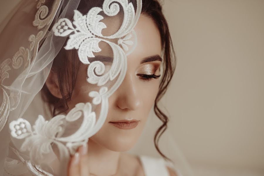結婚式の写真家Lesya Prodanik (lesyaprodanyk)。2020 3月5日の写真