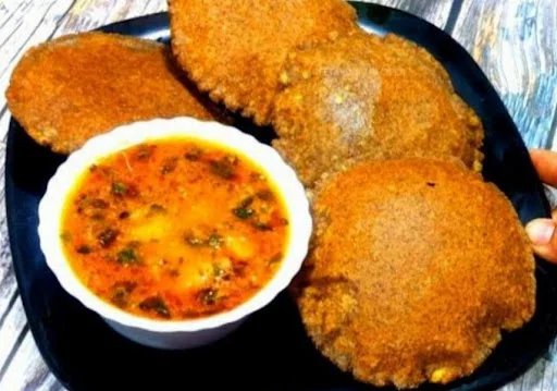 Vrat Wali Allo Ki Sabji And Kuttu Ki Poori ( 6pcs)(Vrat Special)