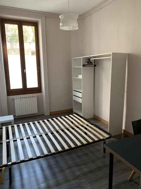 Location meublée appartement 3 pièces 63 m² à Saint-Etienne (42000), 670 €