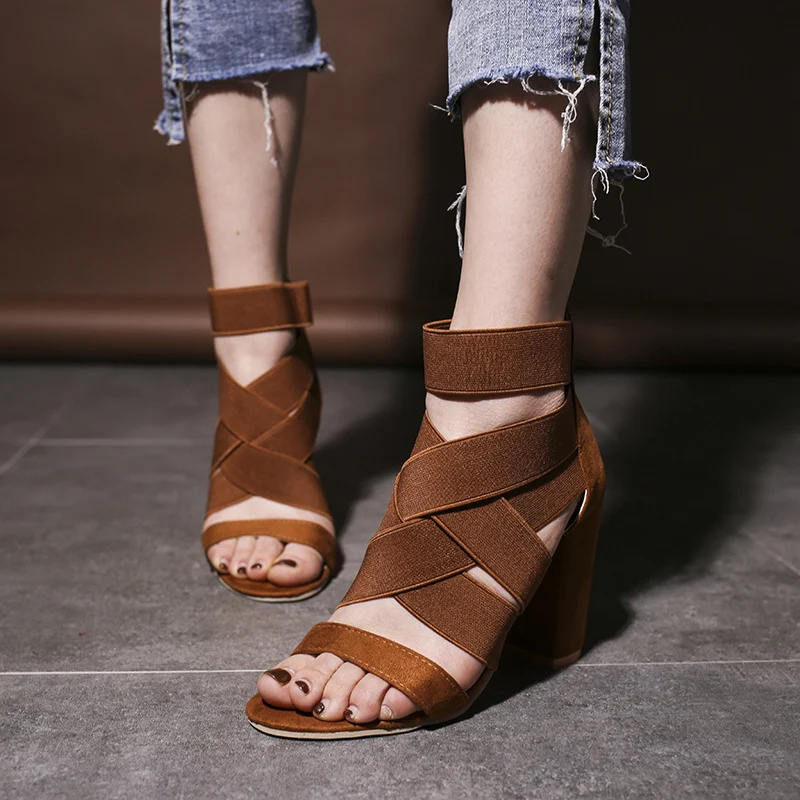 Title 6, Sandales à lanières croisées pour femmes, confo...