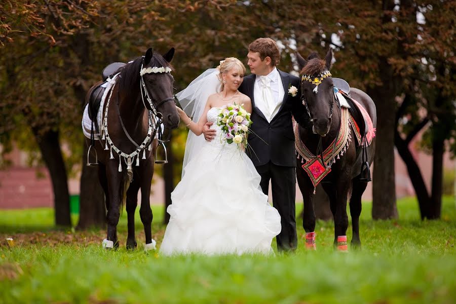 Fotógrafo de casamento Evgeniy Zaluzhnyy (yauhen). Foto de 13 de setembro 2013