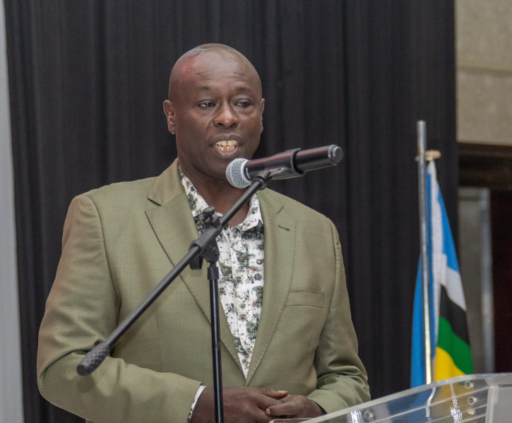 Deputy President Rigathi Gachagua speaking to Kenyans living in Botswana at the Avani Hotel in Gaborone on April 22, 2023