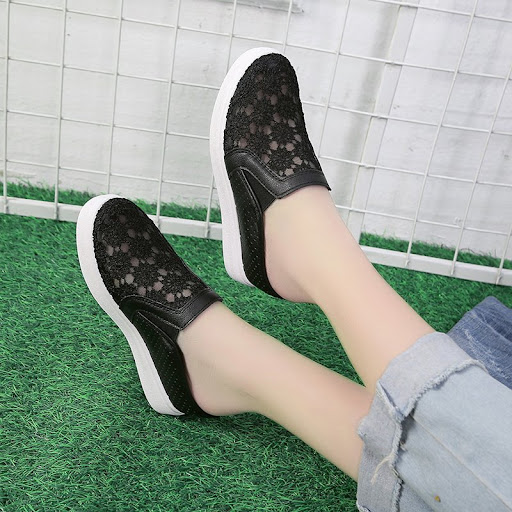 Title 4, Fashion Half Slippers with Thick Sole, Mesh Wed...