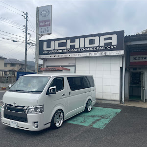 ハイエースバン KDH201V