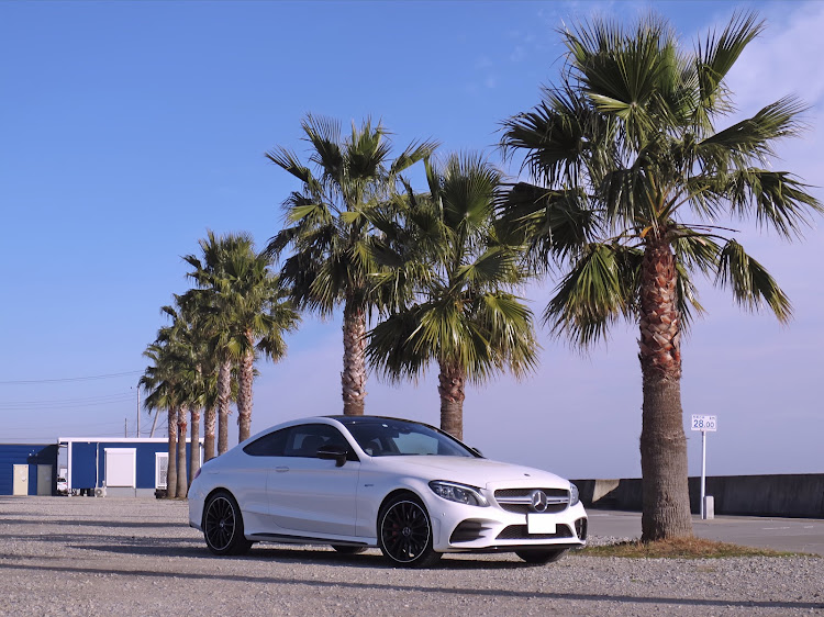 Cクラス クーペのメルセデス・ベンツ・ヤシの木・ベンツ・AMG・discover_ctに関するカスタム事例の投稿画像1枚目