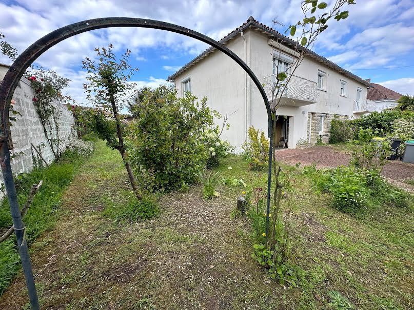 Vente maison 4 pièces 89 m² à Niort (79000), 160 000 €