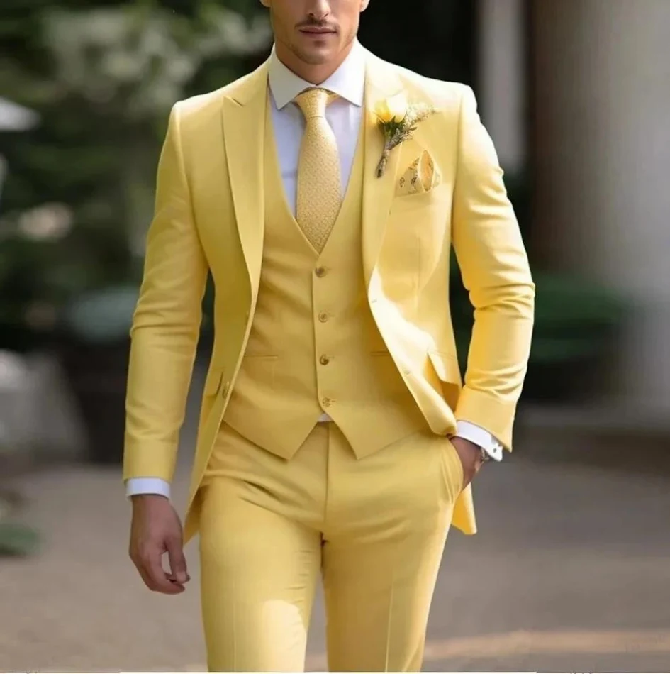 Men's High Sense Temperament Suit, Slim Fit, perfect for banquets and business. Stylish, fashionable, and designed for a