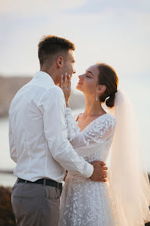 Fotografo di matrimoni Tina Yalova (tinayalovaphoto). Foto del 19 ottobre 2022