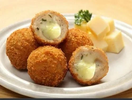 Cheesy Chicken Meatballs [10 Pcs]