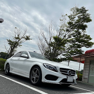 Cクラス セダン W205