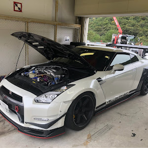 NISSAN GT-R R35