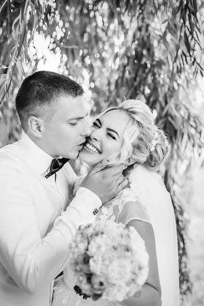 Wedding photographer Ekaterina Razina (rozarock). Photo of 3 January 2019