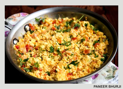 Paneer Bhurji With 4 Butter Roti